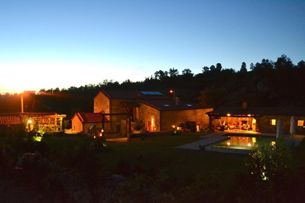 Carya Tallaya - Casas De Campo Vale das Éguas Esterno foto